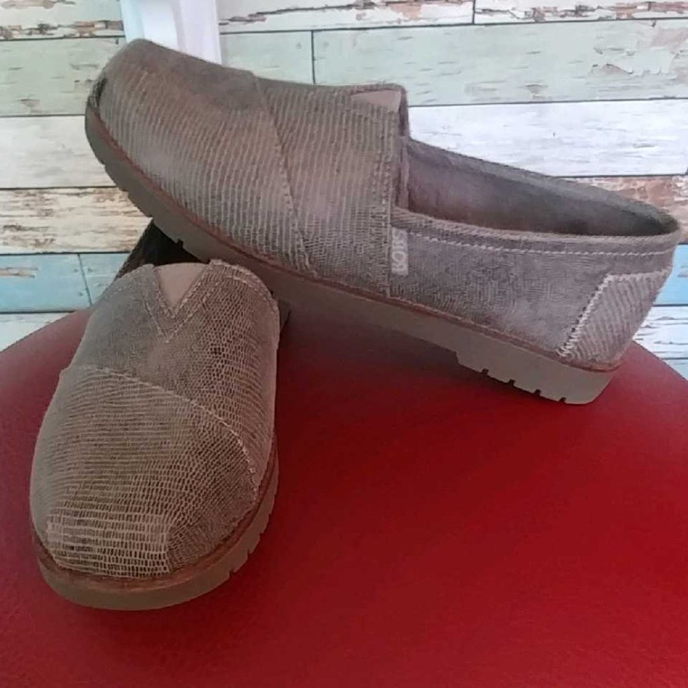 Skechers BOBS Snake-Print Slip-On Shoes 8.5W